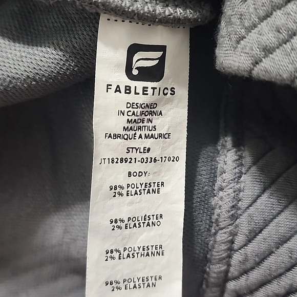 FABLETICS Vanessa Quilted Cardigan in Mid Grey   Size XS - Picture 9 of 11